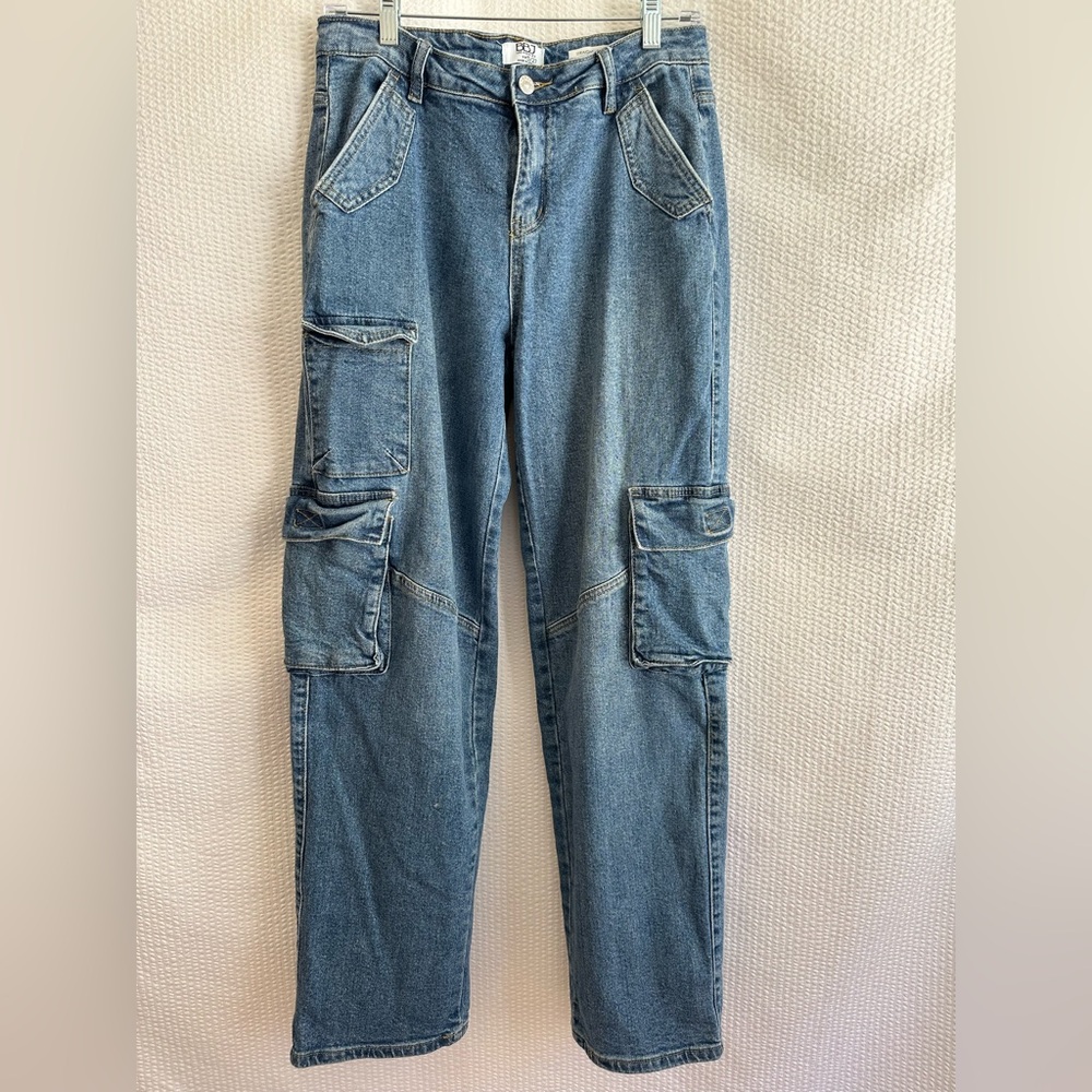 BBJ Los Angeles Blue Straight Leg Cargo Jeans Size: 5 / 27 Women’s